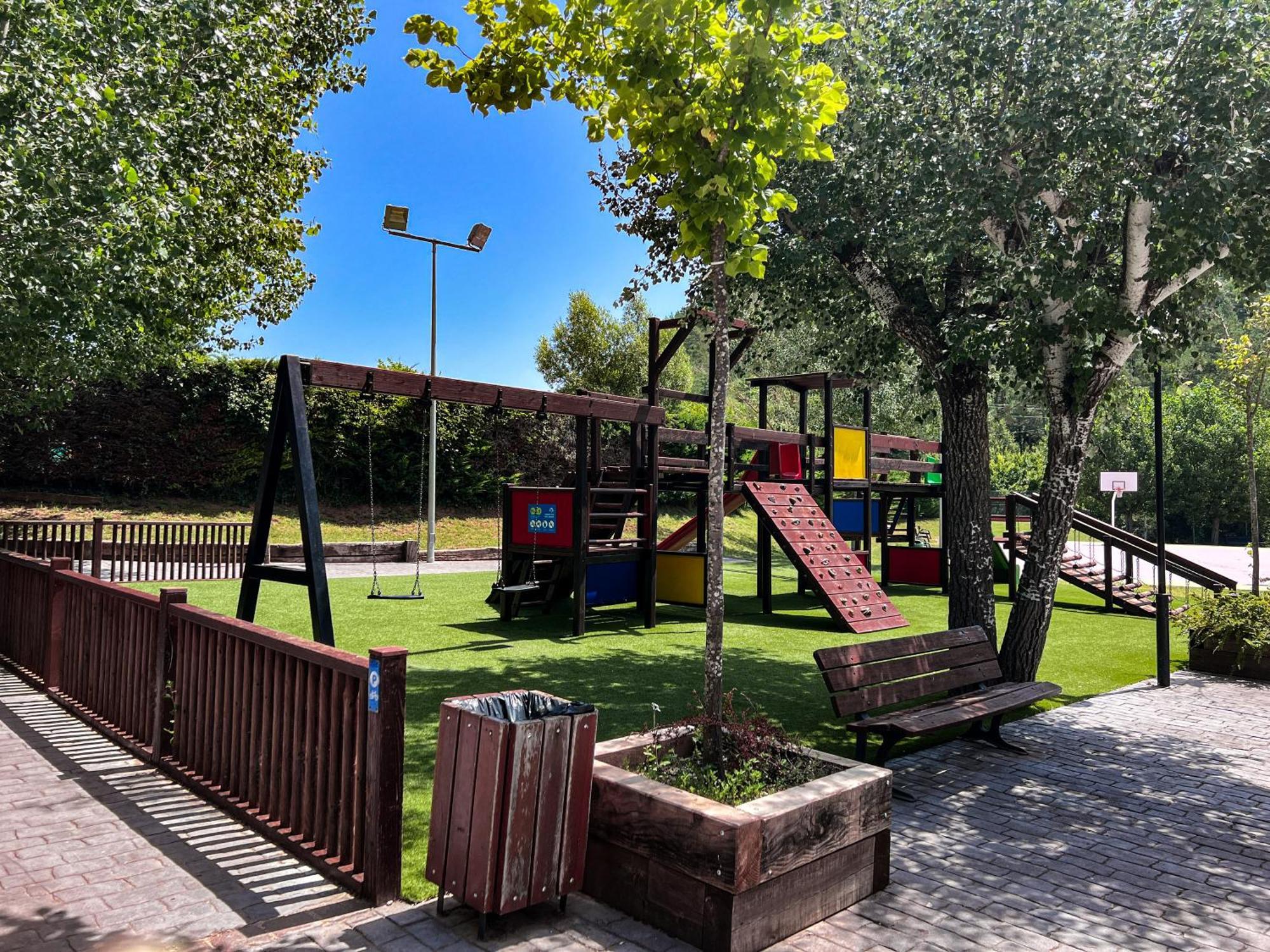 Camping Riera Merles Borredá Exterior photo